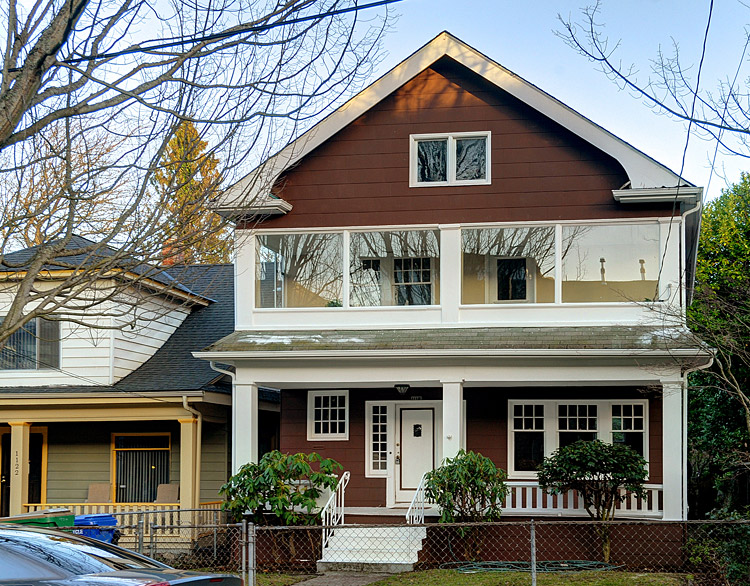 Home for sale by Seattle realtor Benjamin Chotzen. Click to Zoom.
