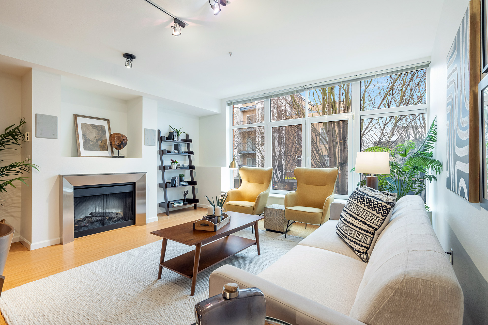 Home for sale by Seattle realtor Benjamin Chotzen. Click for details.