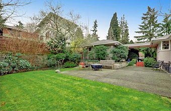 Home for sale by Seattle realtor Benjamin Chotzen. Click to Zoom.