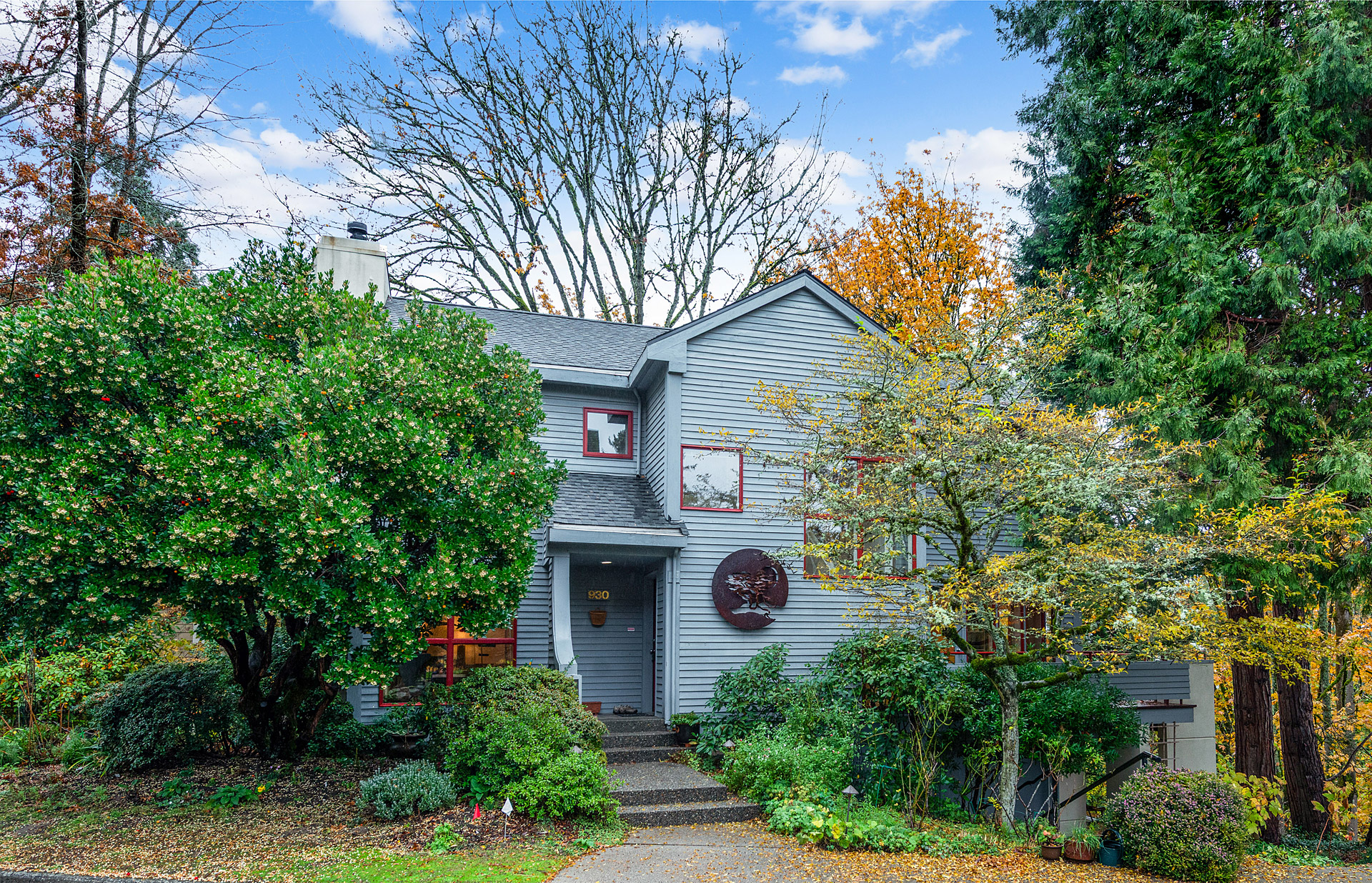Home for sale by Seattle realtor Benjamin Chotzen. Click for details.