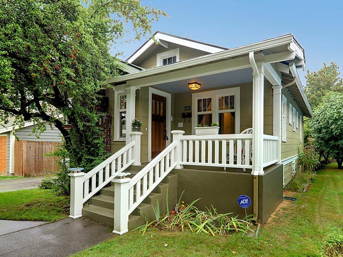 Home for sale by Seattle realtor Benjamin Chotzen. Click to Zoom.